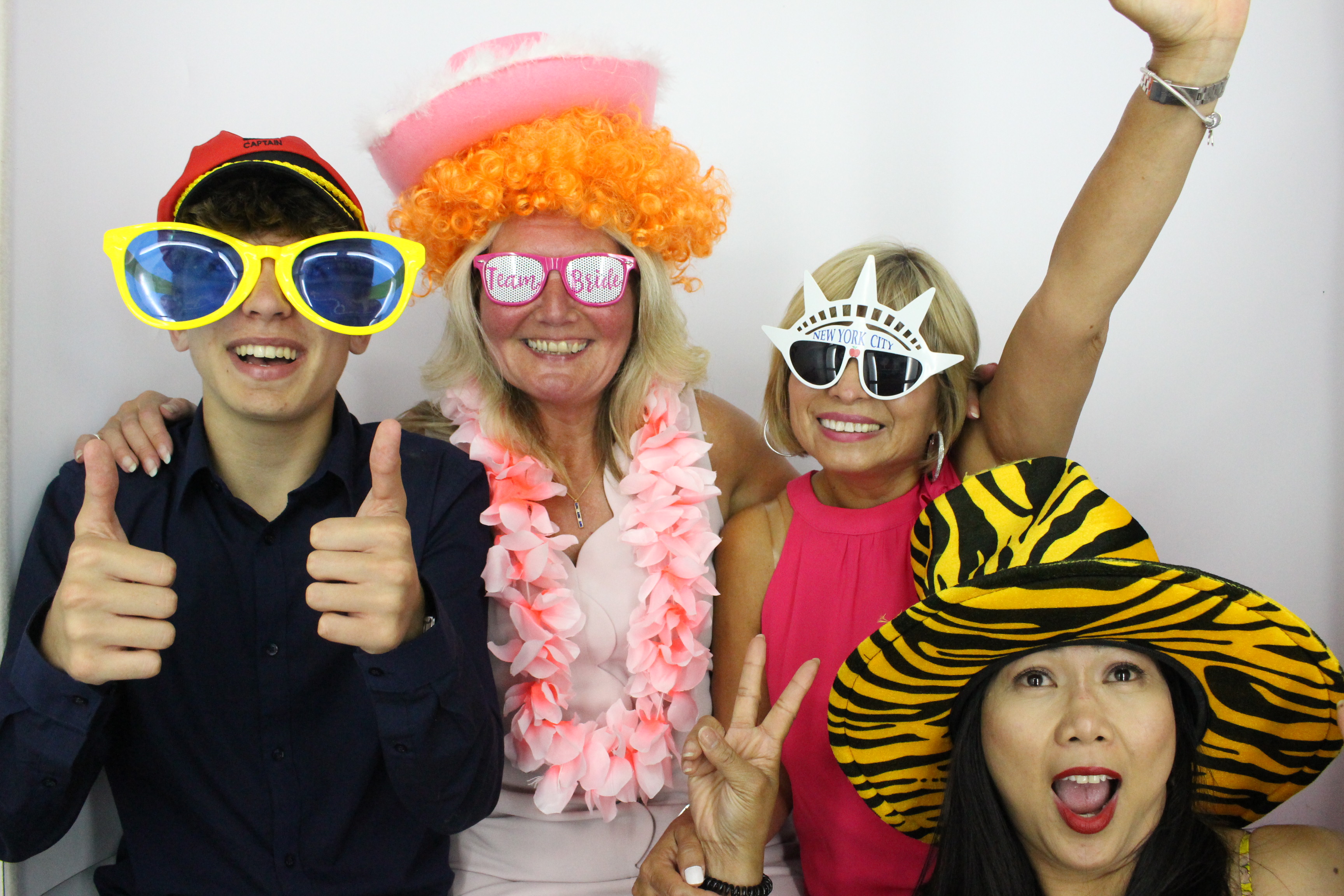 Gary & Debbies Wedding | View more photos from the event at gallery.myphotoboothexperience.co.uk/u/MyPhotoBoothExperienceLtd/Gary-Debbies-Wedding